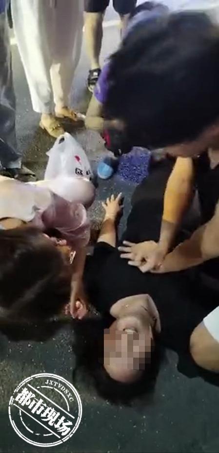 “不是遇到他，我就走了”女子路边突然晕倒，幸好这时他出现了休闲区蓝鸢梦想 - Www.slyday.coM