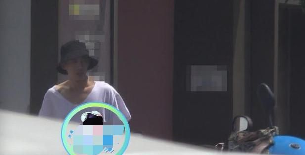 王思聪前女友近况曝光,疑似有新恋情了,两位当事人并未做出回应休闲区蓝鸢梦想 - Www.slyday.coM 王思聪前女友近况曝光,疑似有新恋情了,两位当事人并未做出回应休闲区蓝鸢梦想 - Www.slyday.coM