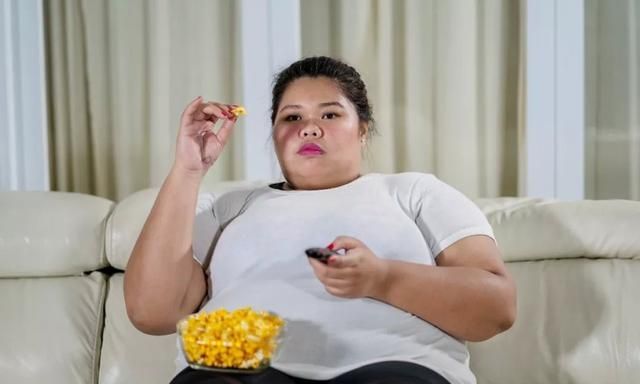 长期不吃晚饭,除了会变瘦,或许还将承担两个后果,希望引起重视休闲区蓝鸢梦想 - Www.slyday.coM