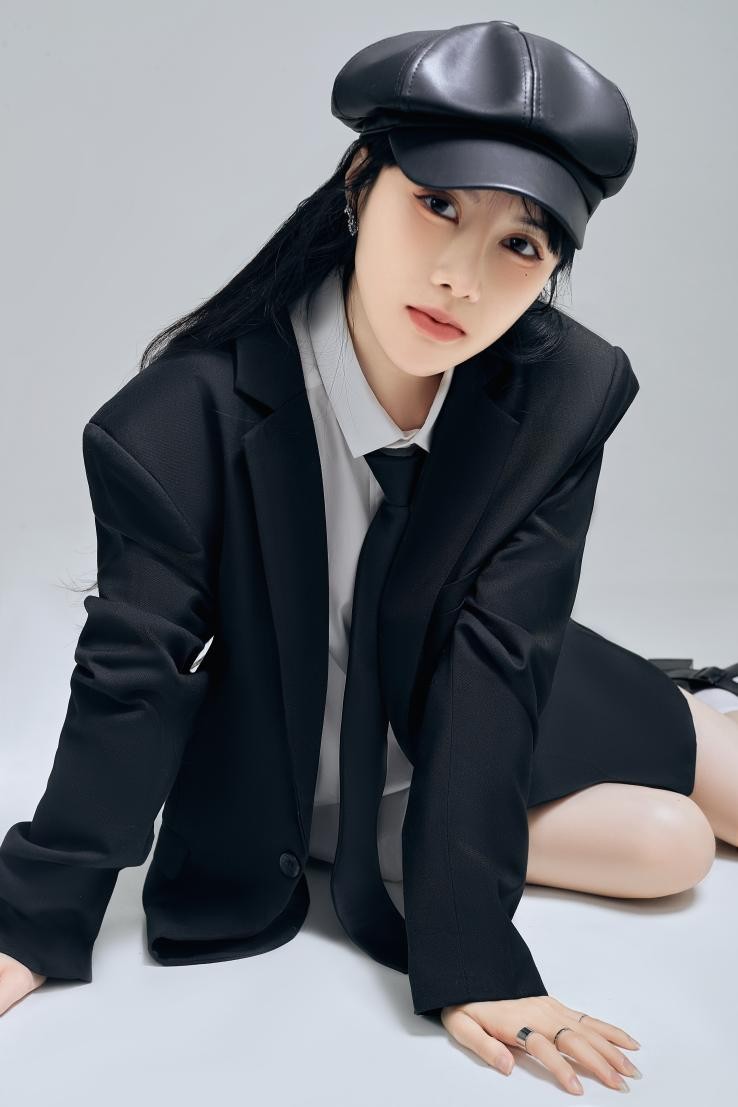 温果希贝雷帽超强时尚感,甜酷风格随意切换__财经头条