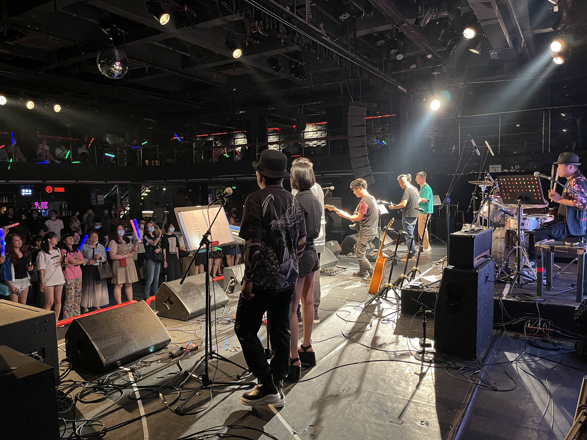 歌手叶莺与你相见mao上海姚兆源聚2021巡回演唱会上海站