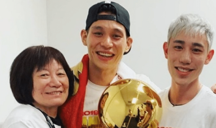 林书豪庆祝开学第一天！晒青涩懵懂照，中学时代一度非常叛逆休闲区蓝鸢梦想 - Www.slyday.coM