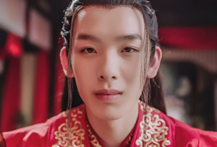 《古剑奇谭》小屠苏长大了,17岁出演古装爱情剧,扮相却一言难尽