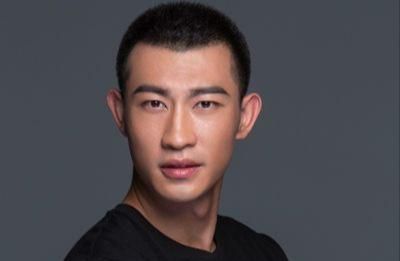 《云南虫谷》赵昱童：上海戏剧学院高才生,以扎实的功底潜心演戏休闲区蓝鸢梦想 - Www.slyday.coM