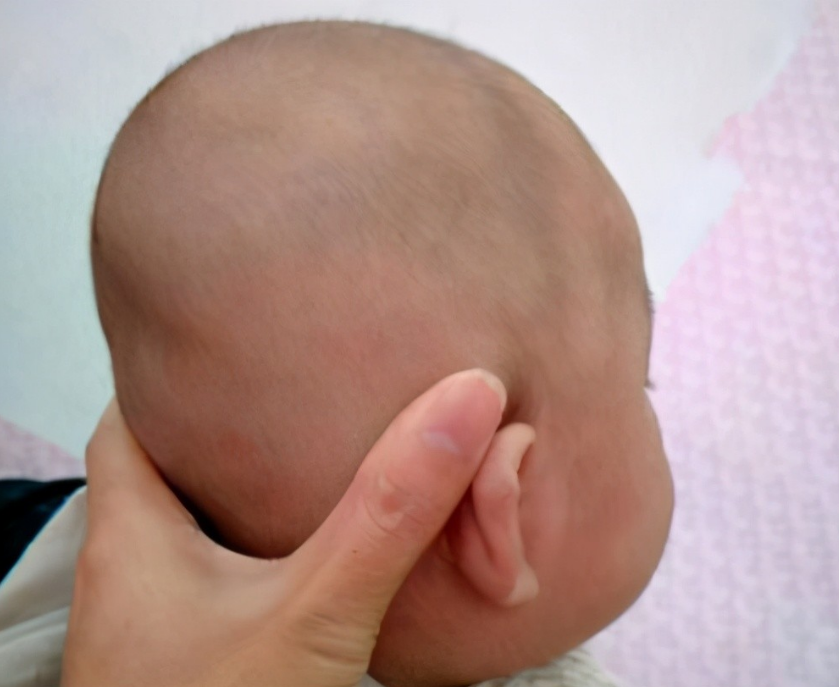 孩子睡“圆头”和“扁头”，究竟哪个更好？老人教的有可能是错的休闲区蓝鸢梦想 - Www.slyday.coM