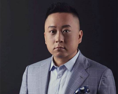 云南虫谷：开播即爆款，最大功臣并非潘粤明，请正视这些人的付出休闲区蓝鸢梦想 - Www.slyday.coM