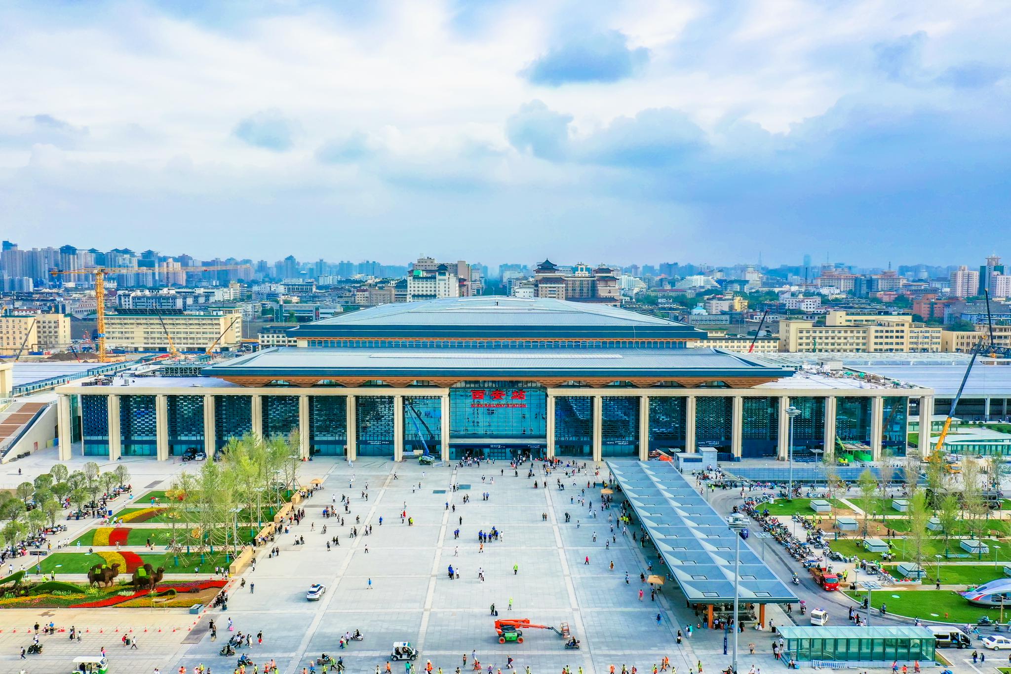 西安火车站"新颜"亮相:南望明城墙 北览大明宫