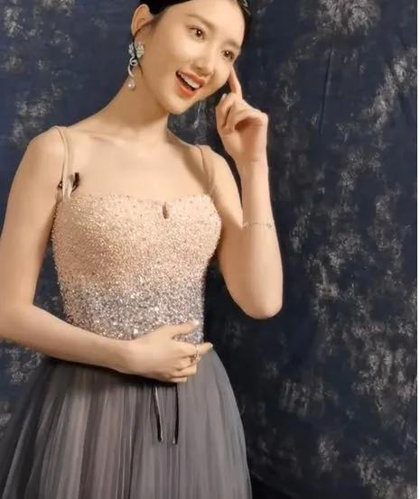 央视中秋晚会明星造型曝光：欧阳娜娜白裙甜美，刘诗诗古装惊艳休闲区蓝鸢梦想 - Www.slyday.coM