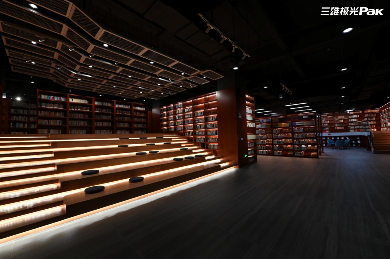 智能照明图书馆三雄极光专治各种不爱阅读