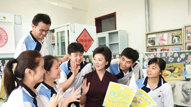 师范生迎来好消息,两类考生可免试认定教师资格,当老师更轻松了休闲区蓝鸢梦想 - Www.slyday.coM 师范生迎来好消息,两类考生可免试认定教师资格,当老师更轻松了休闲区蓝鸢梦想 - Www.slyday.coM