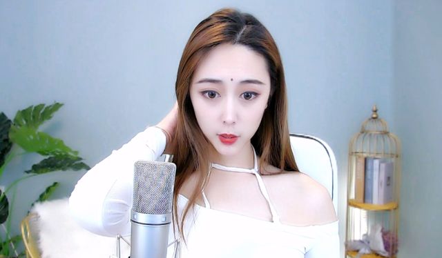 kk直播雨儿:从老师到主播,她找到了生命的第二意义