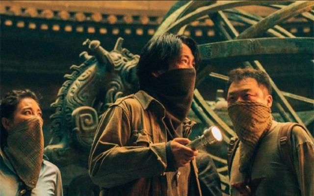 《云南虫谷》胡八一等人行动刚刚开始,就有人死亡,影响甚大休闲区蓝鸢梦想 - Www.slyday.coM