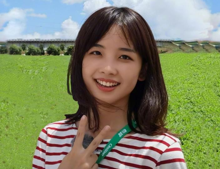 央视主播出现新晋流量女主播高颜值完全不输王冰冰看看她是谁