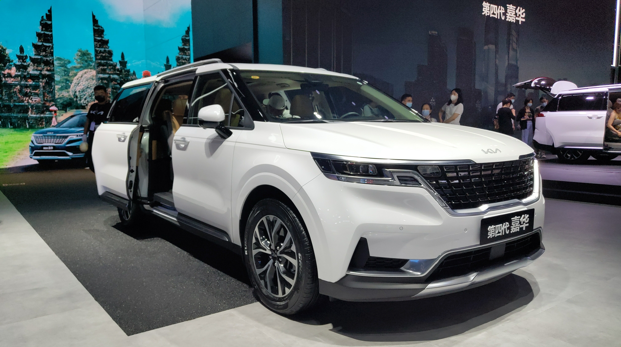 起亚嘉华预售2889万起丰田赛那最大的劲敌