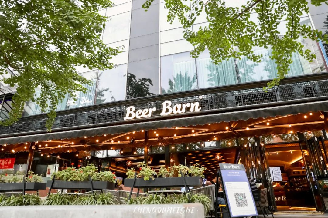 beerbarn地址成都339电视塔96号(近河边)人均丰俭由人预定电话028