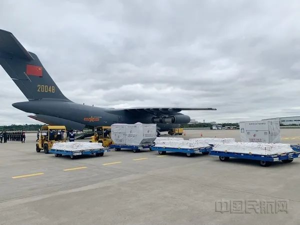 接英雄回家！东航保障第八批在韩志愿军烈士遗骸回国休闲区蓝鸢梦想 - Www.slyday.coM