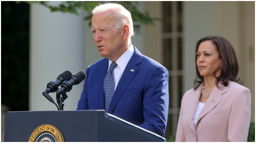 美军撤离后的喀布尔机场：废弃直升机、狗笼、垃圾、手榴弹…美国在阿富汗20年开销曝光休闲区蓝鸢梦想 - Www.slyday.coM