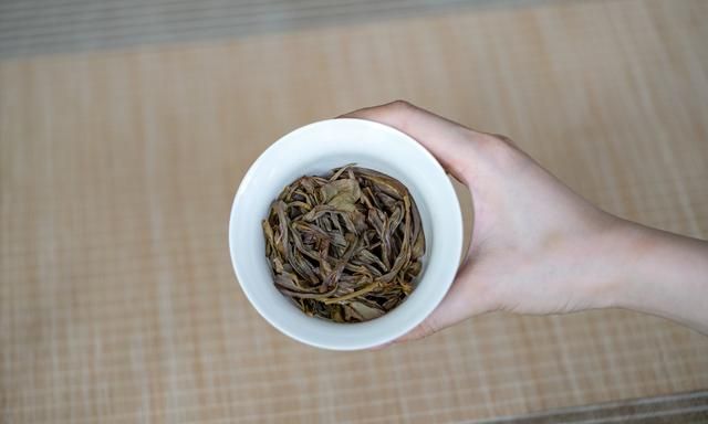 小喜年｜泡过的茶叶直接就倒了?带你解锁4个茶渣新功能休闲区蓝鸢梦想 - Www.slyday.coM