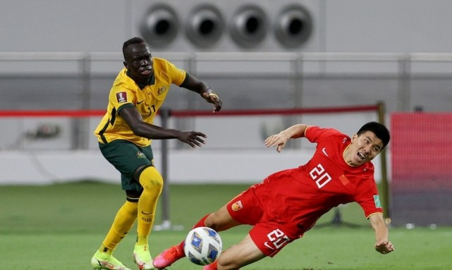 3球溃败!国足0射正、排名垫底,归化成摆设,孤独的李铁仅剩苦笑休闲区蓝鸢梦想 - Www.slyday.coM 3球溃败!国足0射正、排名垫底,归化成摆设,孤独的李铁仅剩苦笑休闲区蓝鸢梦想 - Www.slyday.coM