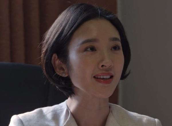 乔家的儿女唐艺昕上线知性聪慧落落大方一出场就把我美到了