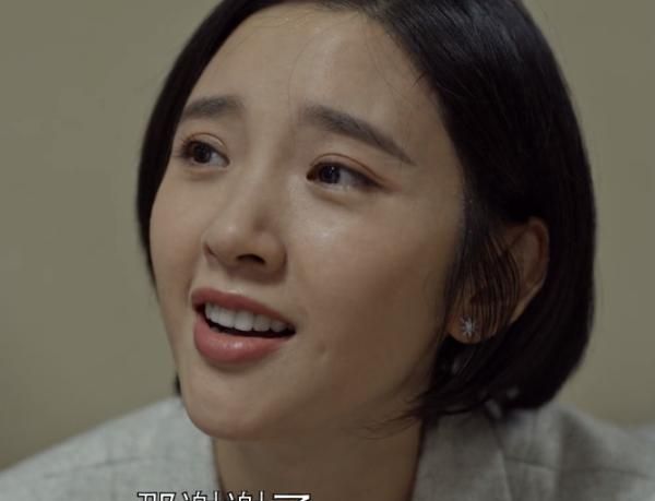 乔家的儿女唐艺昕上线知性聪慧落落大方一出场就把我美到了