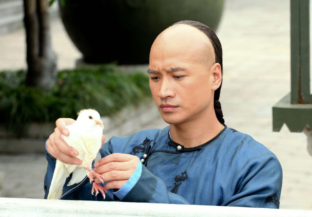 《与君歌》何晟铭演技获好评,离开于正后,他怎么过气了?__财经头条