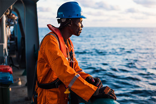 新的bimco Ics 海员劳动力报告警告潜在的船员严重短缺 财经头条