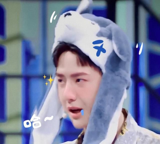 王一博神情专注,舞出热爱!戴着哈士奇帽子的他,有点可爱休闲区蓝鸢梦想 - Www.slyday.coM