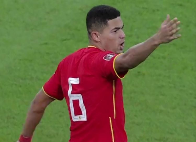 国足一夜清醒！全场0射正，将帅低头无语，热议：大学生VS中学生休闲区蓝鸢梦想 - Www.slyday.coM