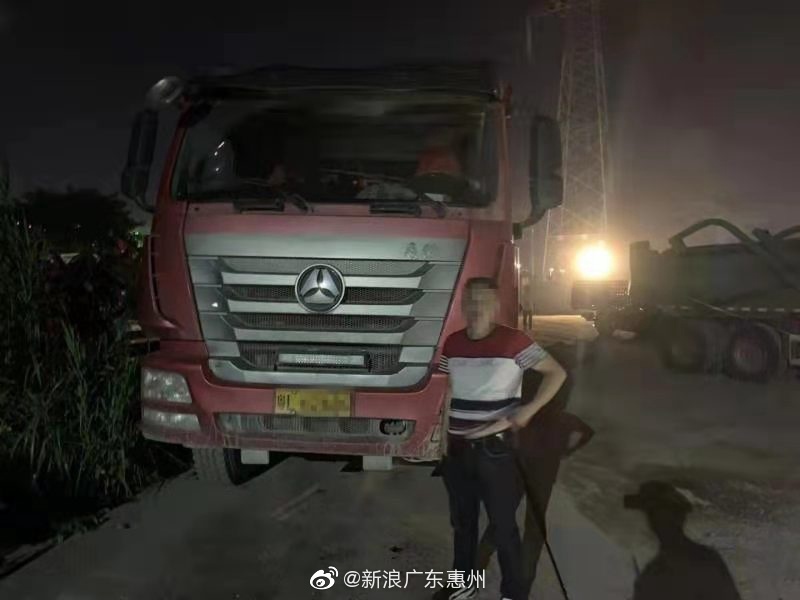 夜查遇“熟人”超载大货车连续两次被同一惠州交警查获休闲区蓝鸢梦想 - Www.slyday.coM 夜查遇“熟人”超载大货车连续两次被同一惠州交警查获休闲区蓝鸢梦想 - Www.slyday.coM