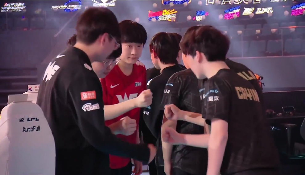 表演赛也玩四保一?Uzi五杀庆祝RNG晋级,WE连输9局令人心疼休闲区蓝鸢梦想 - Www.slyday.coM 表演赛也玩四保一?Uzi五杀庆祝RNG晋级,WE连输9局令人心疼休闲区蓝鸢梦想 - Www.slyday.coM