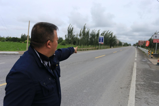 新疆警察回忆暴恐案：爱国干部拒喊“圣战”口号惨遭杀害休闲区蓝鸢梦想 - Www.slyday.coM