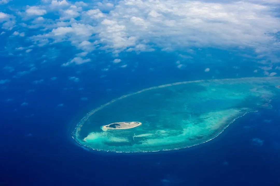 资料图片:2018年8月22日,海南省三沙市,西沙群岛七连屿.(视觉中国)