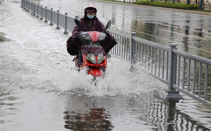 昨天的暴雨是人工的气象局自然雨