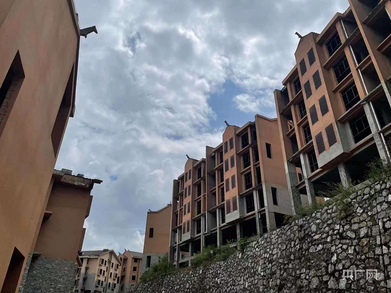 荒废的鞭陀小镇（总台央广记者 任梦岩 摄）