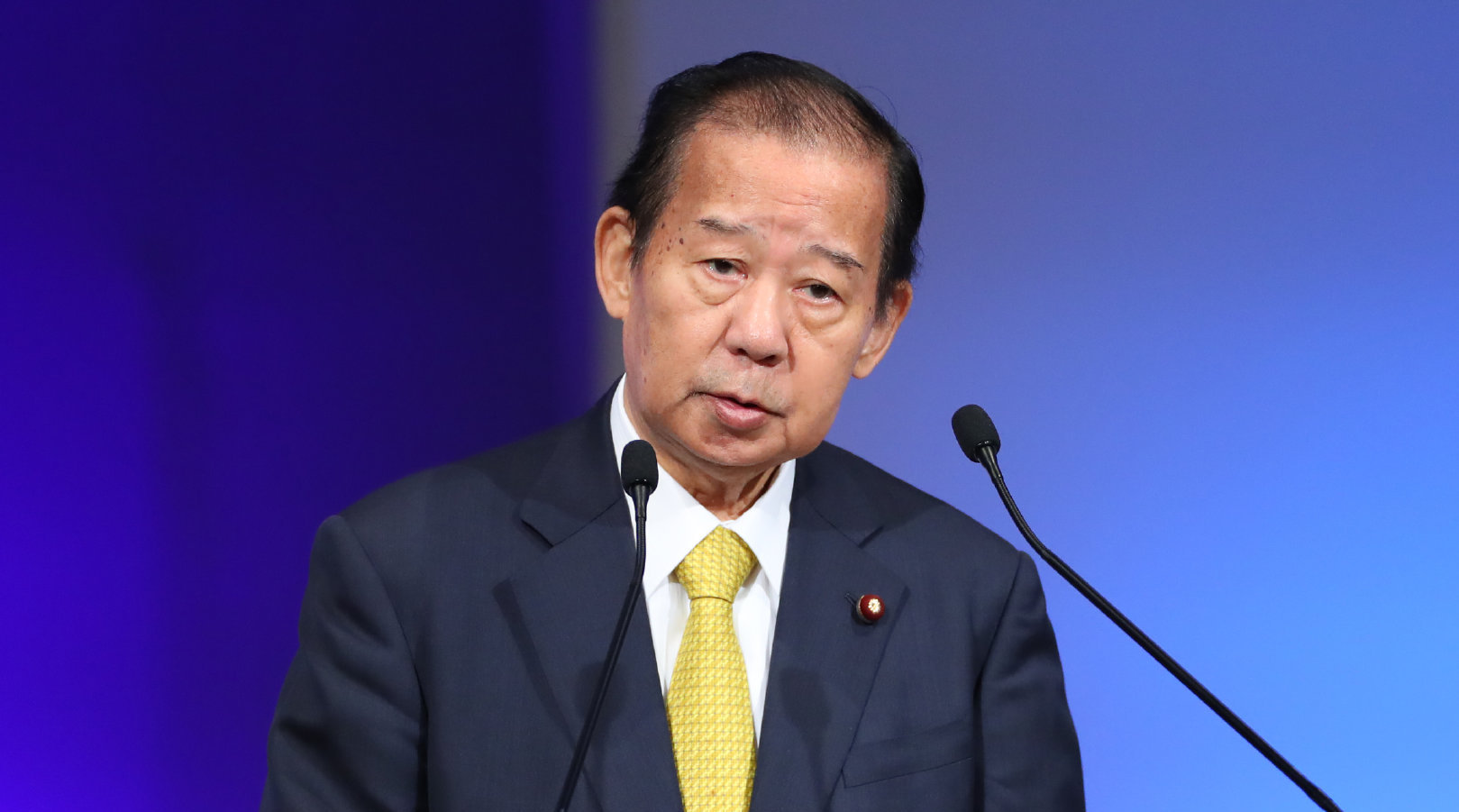菅义伟突然"弃选",二阶不必惊讶,安倍不必遗憾|首相|安倍|自民党_新浪