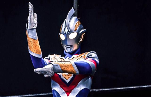 奥特曼新安排黑暗特利迦实力强悍形象来自诺亚和贝利亚