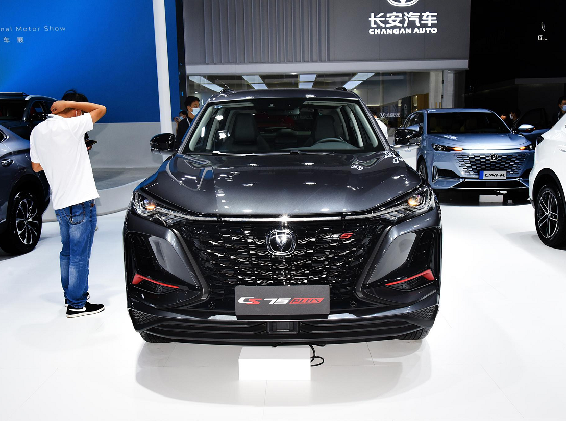 2022款长安cs75 plus正式上市,取消手动挡车型,11.79万元起售