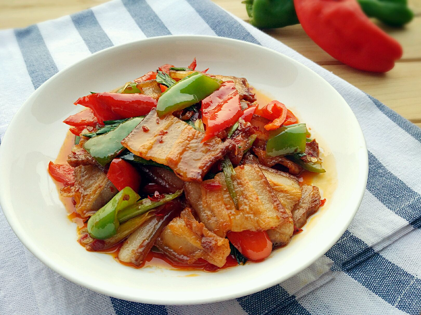 好吃的川味回锅肉|回锅肉|五花肉|花椒_新浪新闻