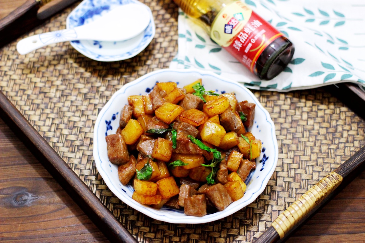 蚝油土豆牛肉粒