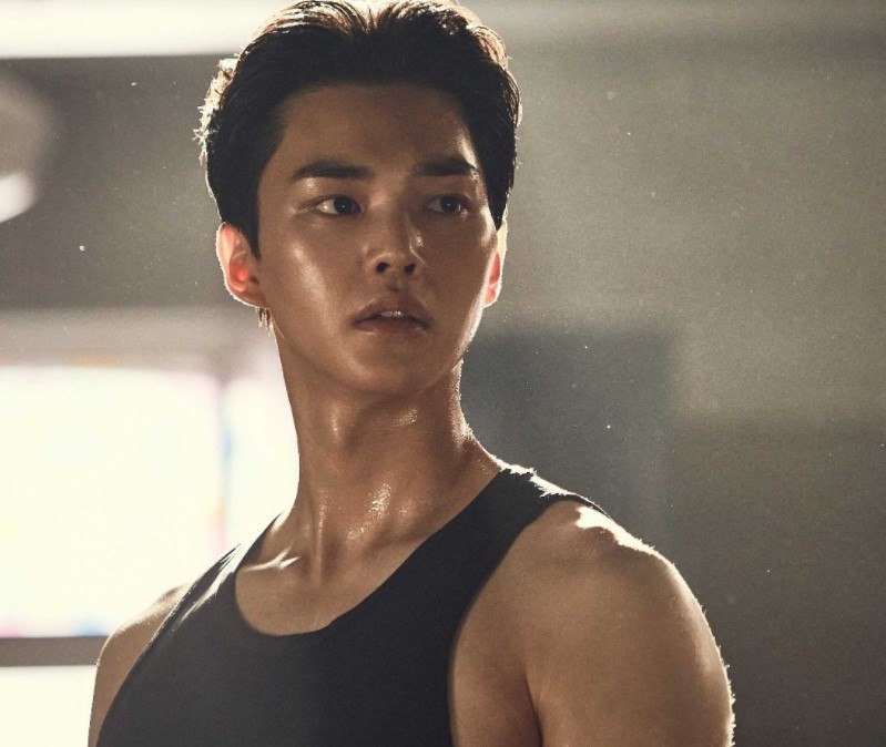 健身教练评男星健美身材top8冠军大八块肌朴叙俊输了