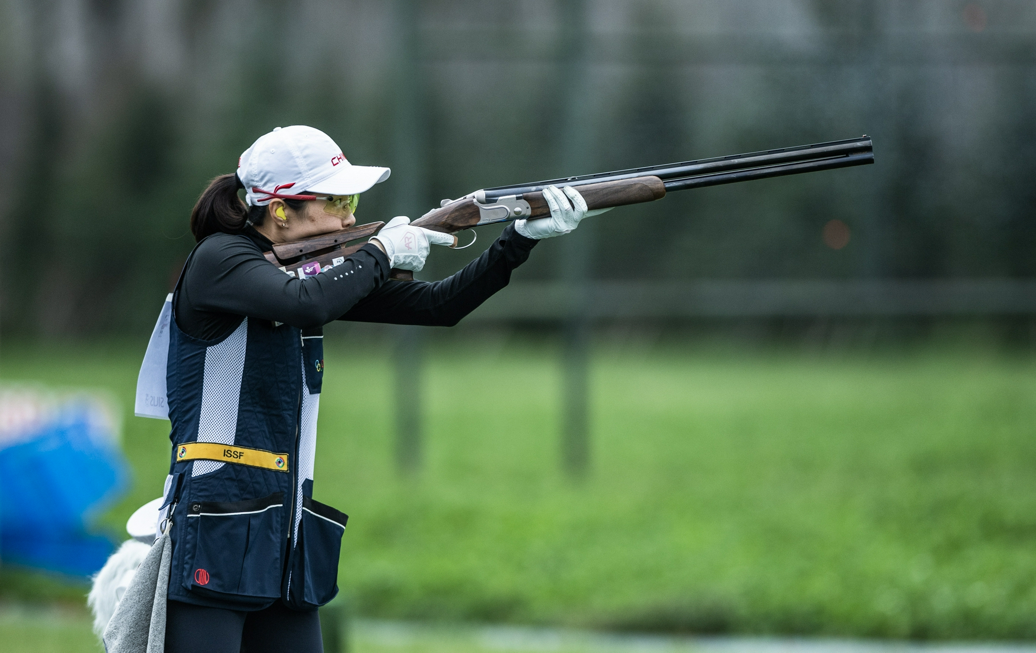 射击飞碟双向混合团体赛赛况