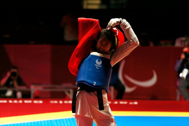 残奥会休闲区蓝鸢梦想 - Www.slyday.coM