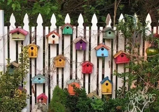 花园想要更温情却不得要领不妨试试去自己动手diy栅栏