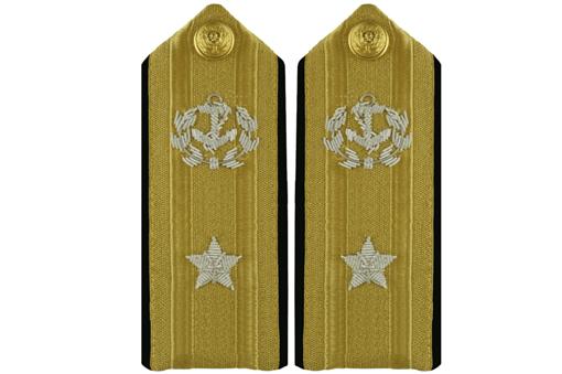 解析美国海军军官军衔标志四种类型使用时机并不相同