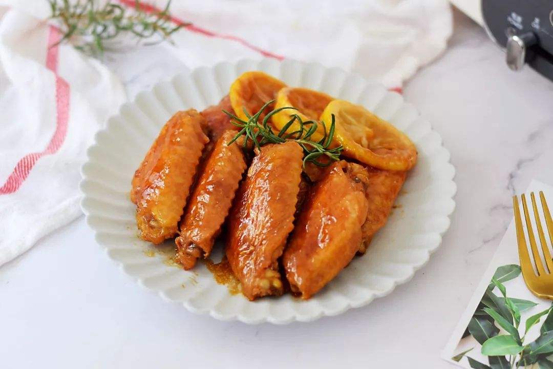 美味的柠檬蜂蜜鸡翅