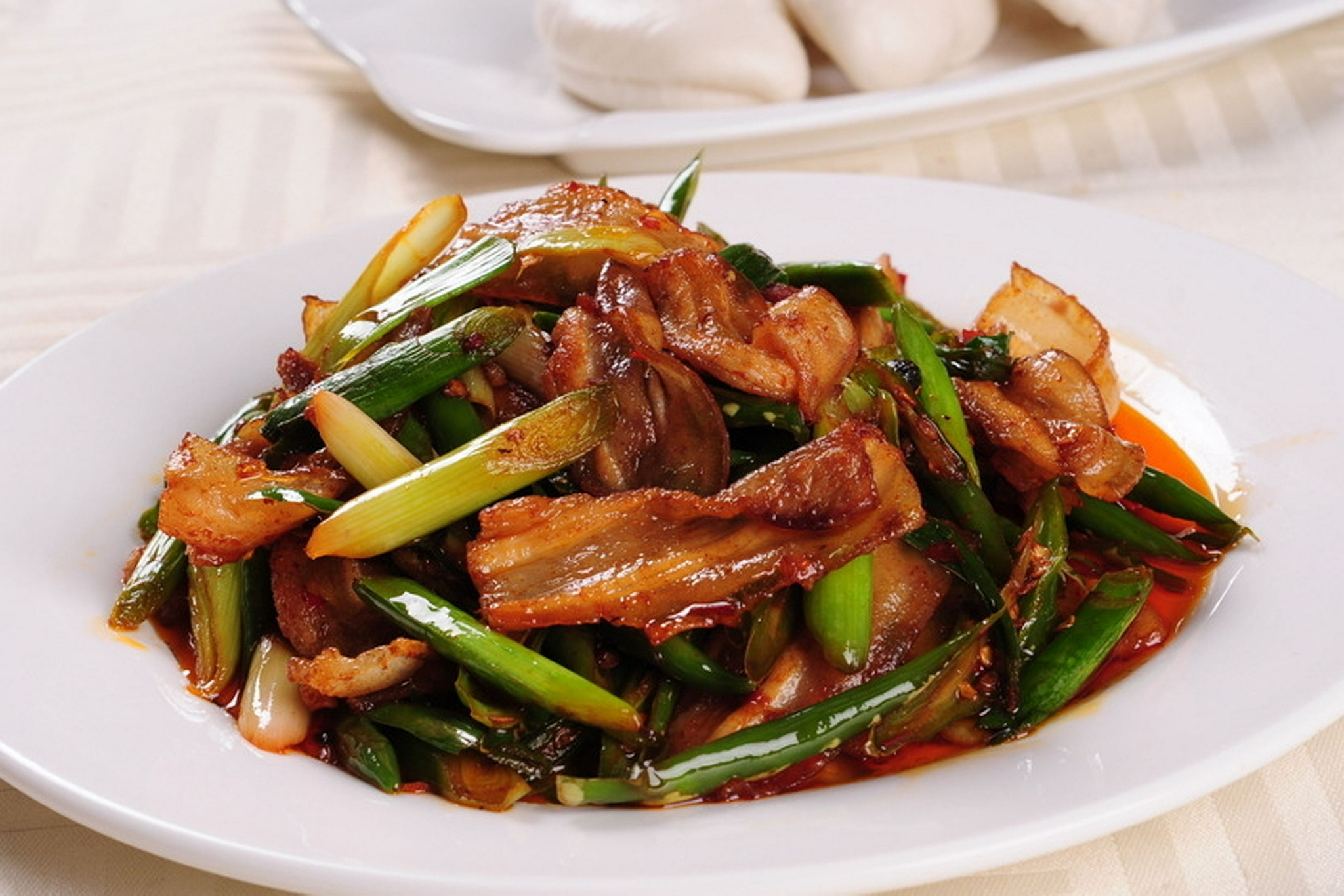 好吃下饭的蒜苔回锅肉