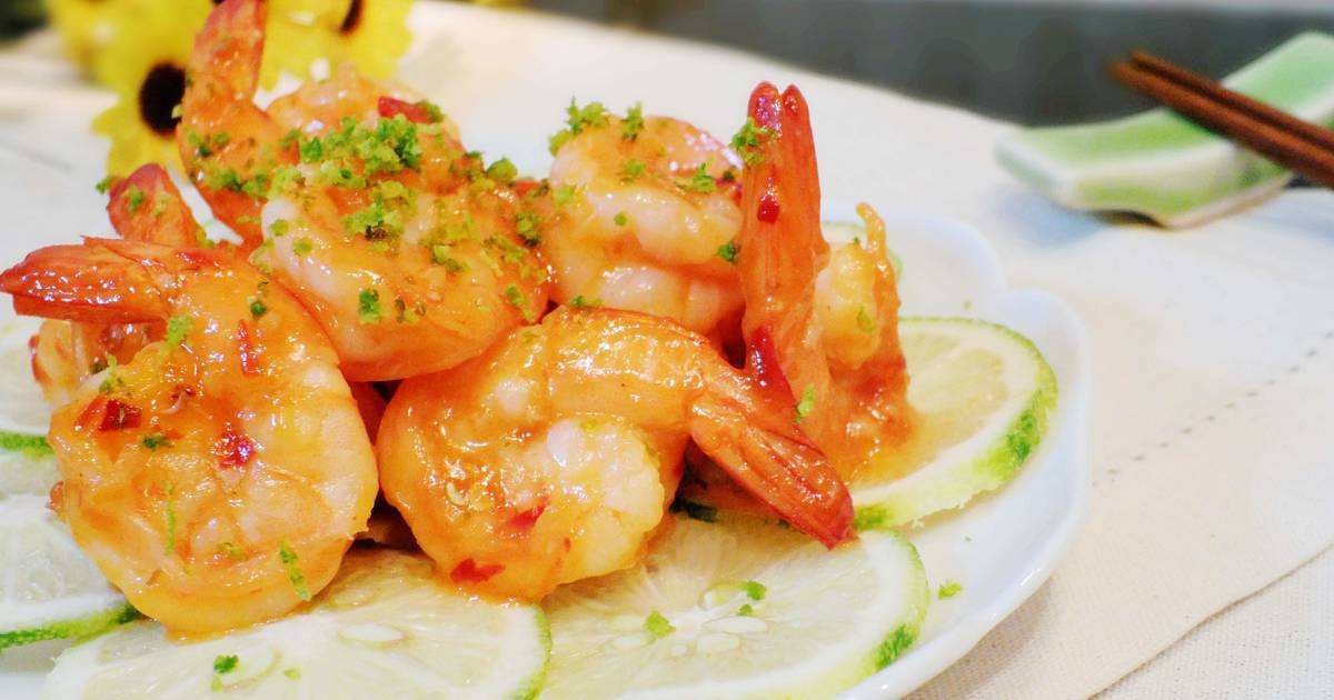 美味的柠檬虾球