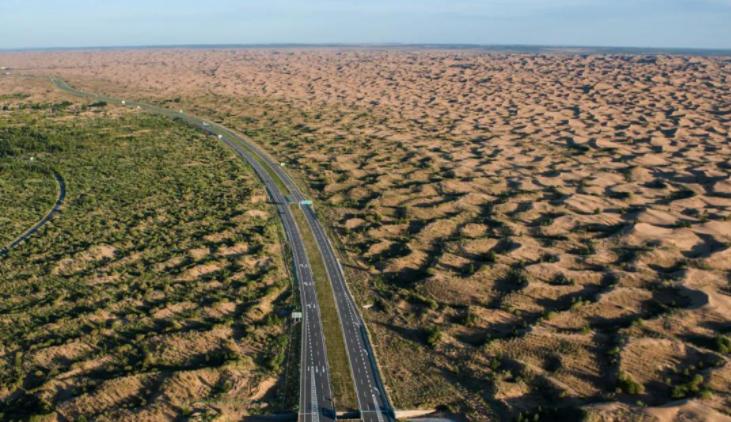 中国治理荒漠技术,火爆全球了!沙漠全变良田,西方也不由赞叹