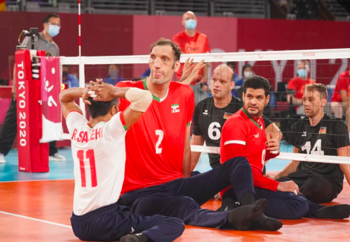 当世第二高人!2米46名将东京残奥夺金 车祸导致长短脚篮球梦碎休闲区蓝鸢梦想 - Www.slyday.coM 当世第二高人!2米46名将东京残奥夺金 车祸导致长短脚篮球梦碎休闲区蓝鸢梦想 - Www.slyday.coM